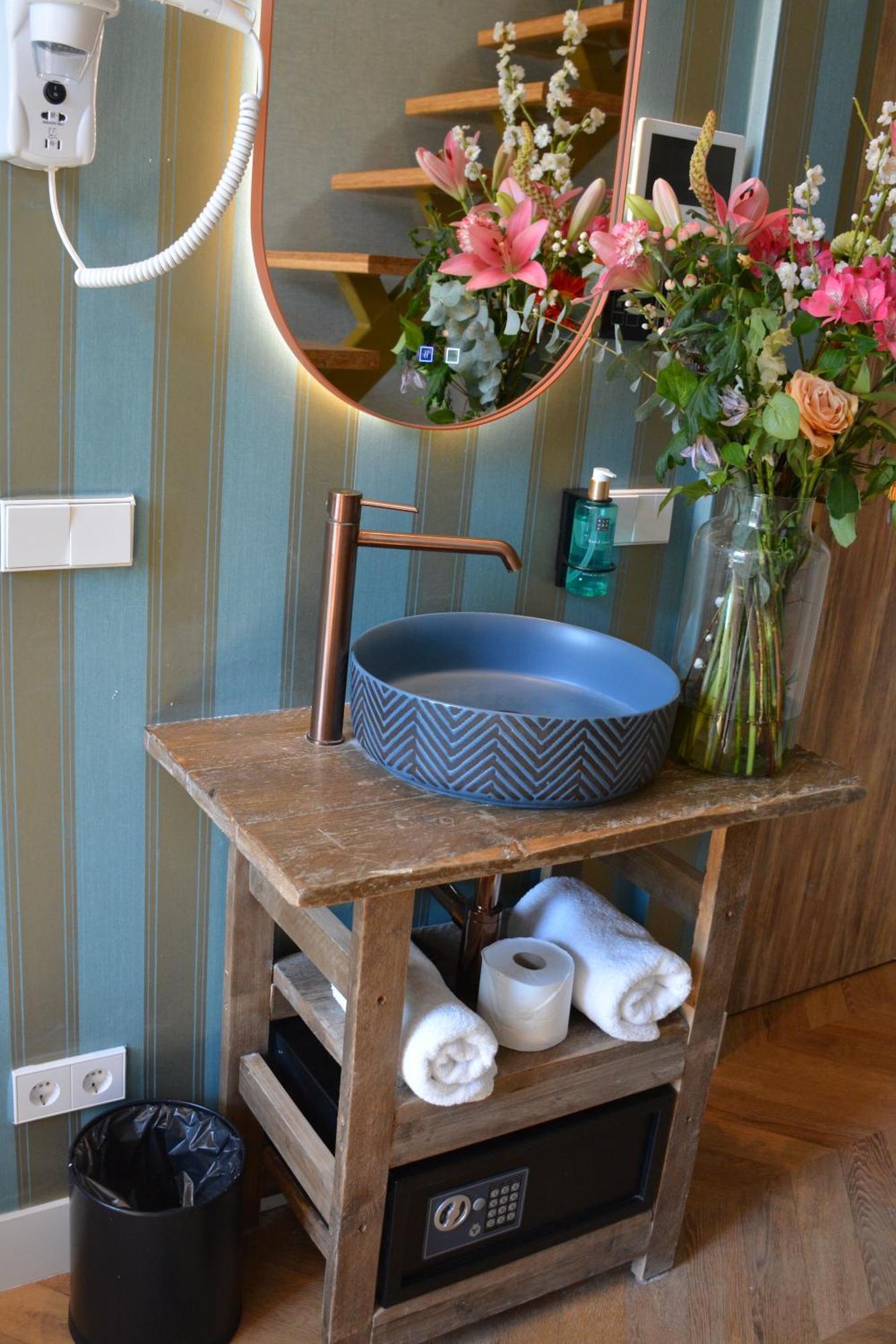 The Lif Boutique Hotel Amsterdam Bagian luar foto